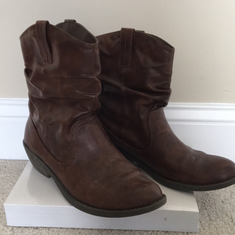 American Eagle Boots